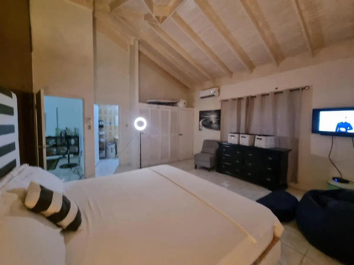 Bed & Breakfast Csompo Empire Apartments & Rooms St Mary Jamaica